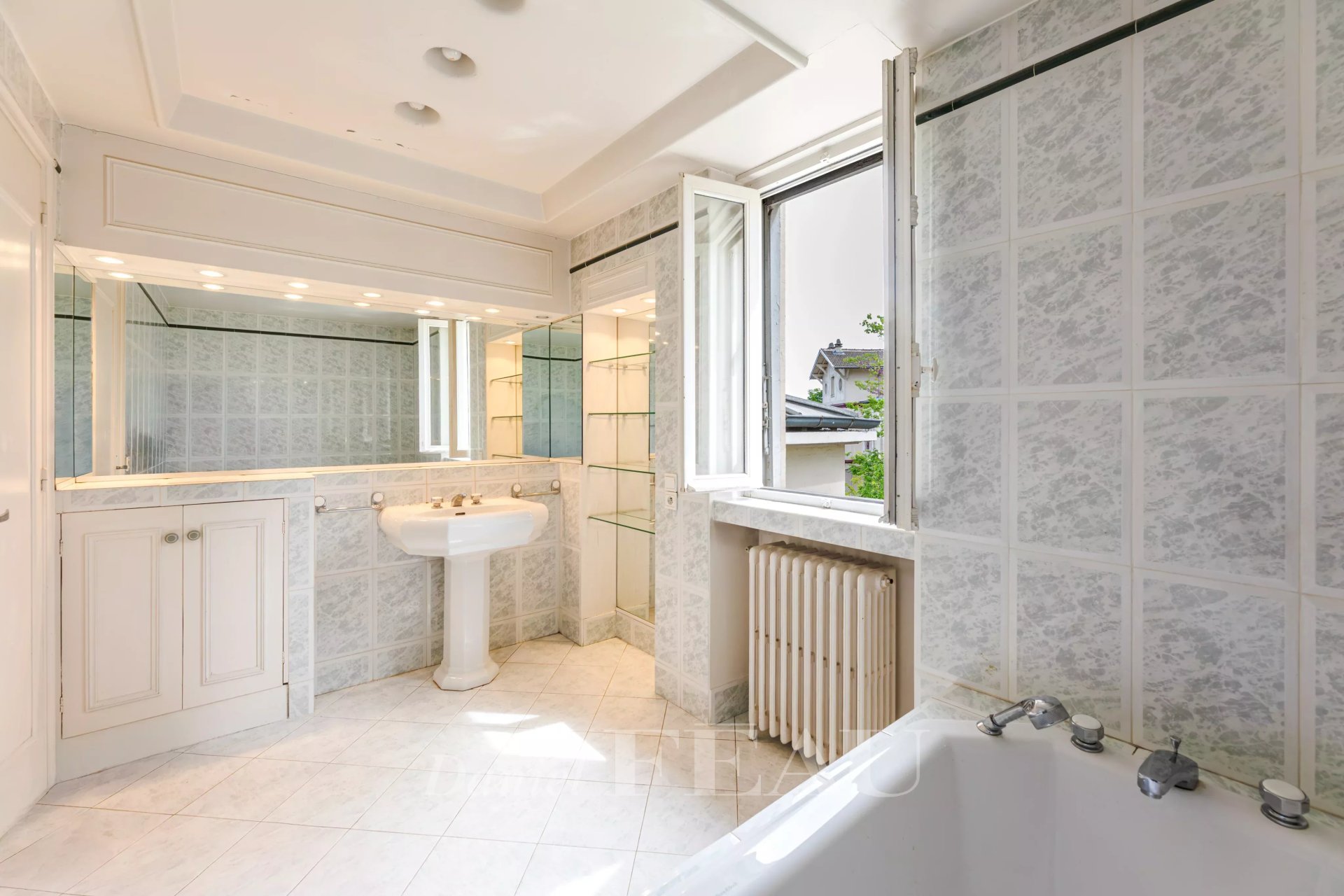 7 Bedroom Villa/Townhouse's Image 20