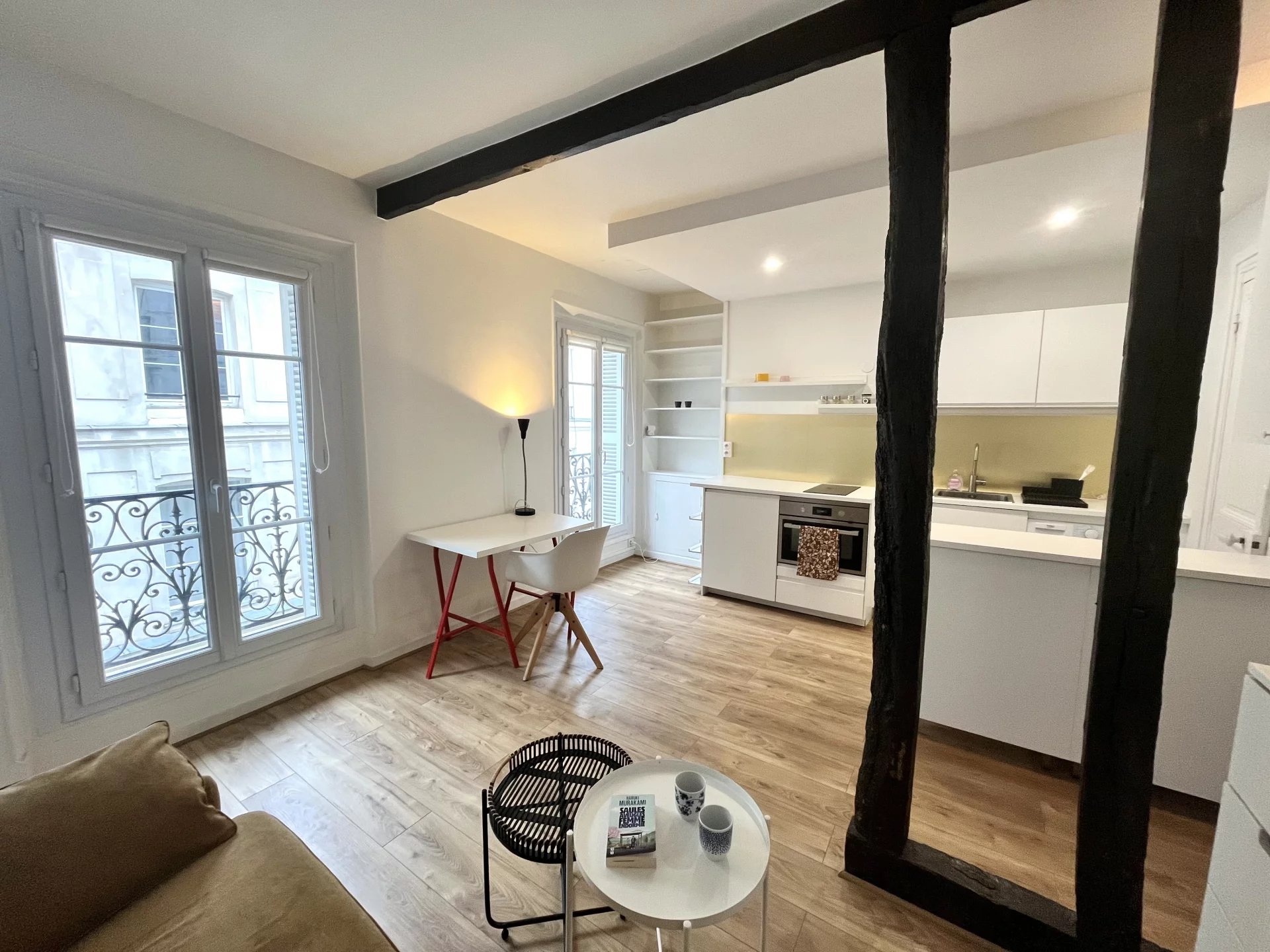 75004/ Hôtel de Ville: superbe studio