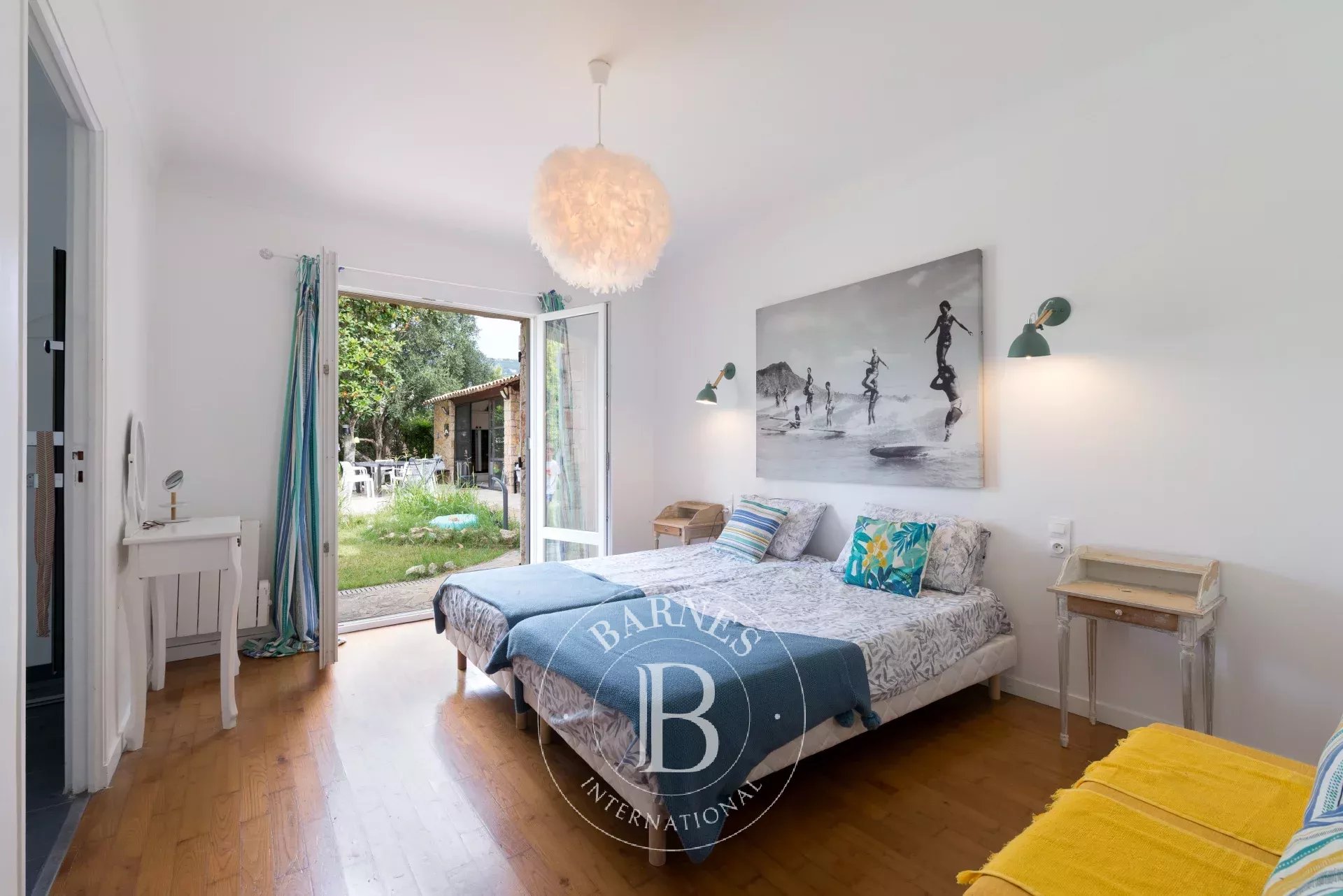 Ev Peymeinade - picture 14