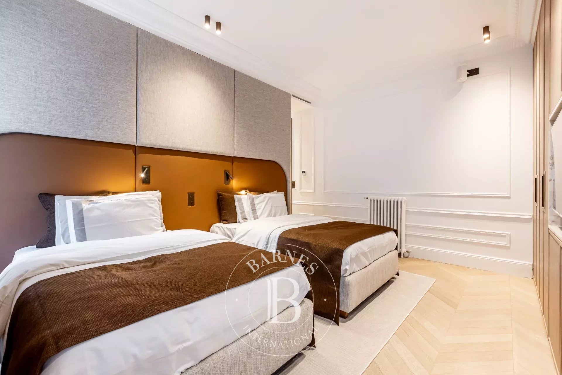 Paris  - Apartment 3 Bedrooms - picture 15