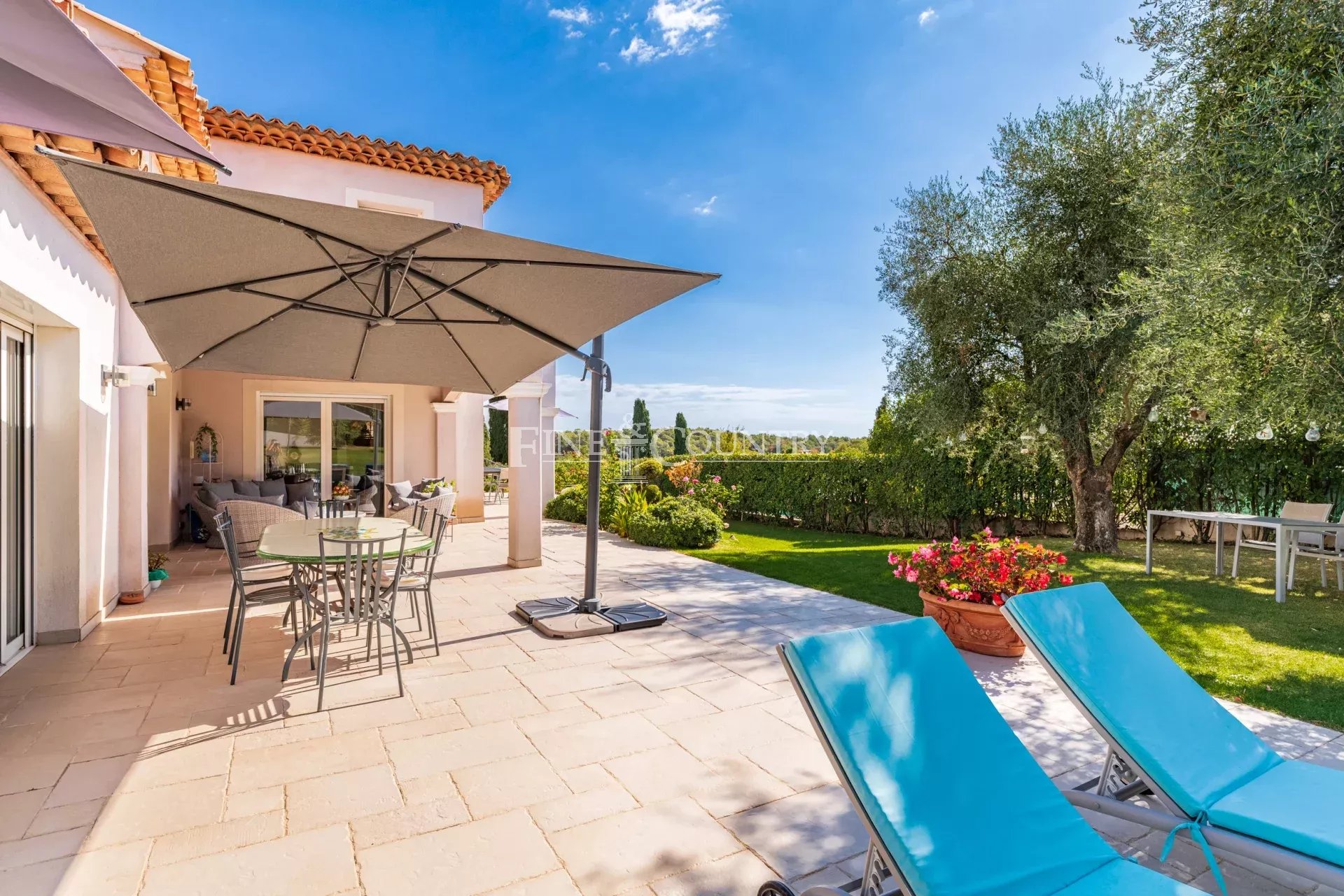 Photo of Villa for sale in Saint Paul de Vence near village