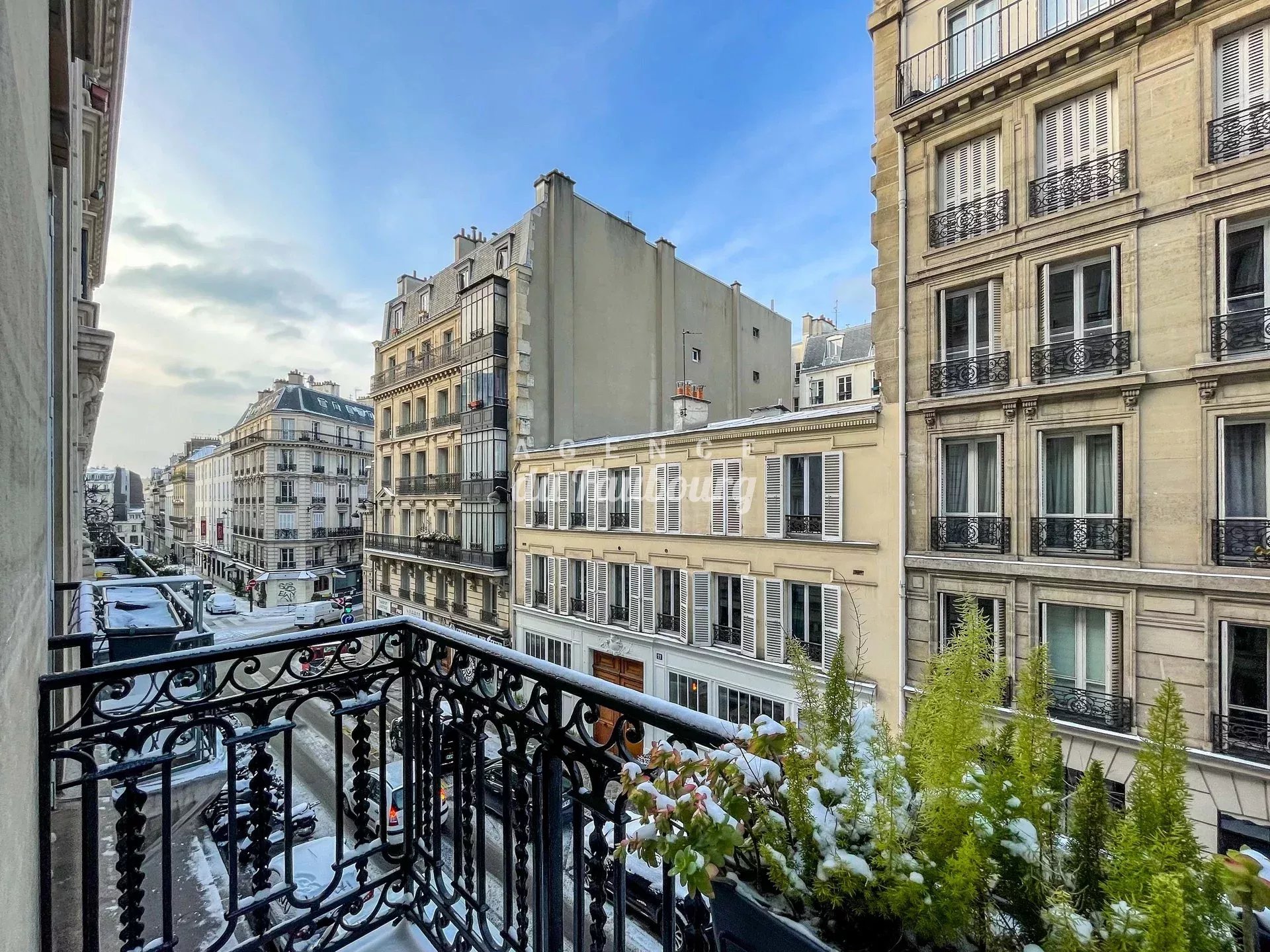 Agence immobilière de 