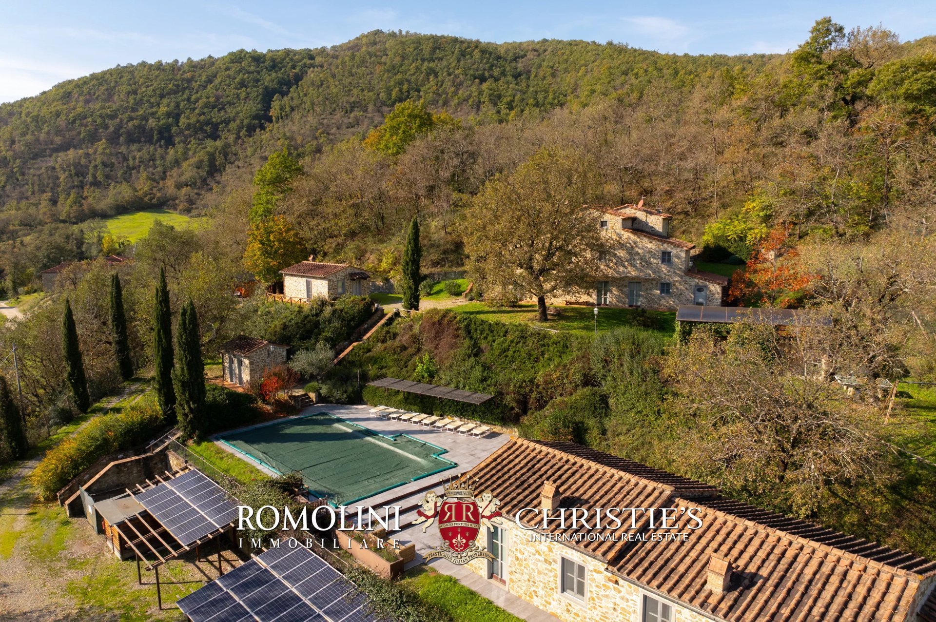 6 Bedroom Villa/Townhouse's Image 39