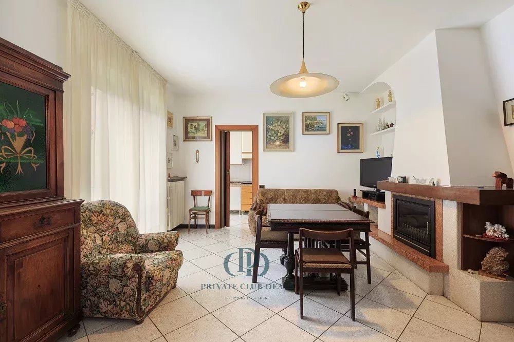 Villa Olgiate Comasco - picture 5