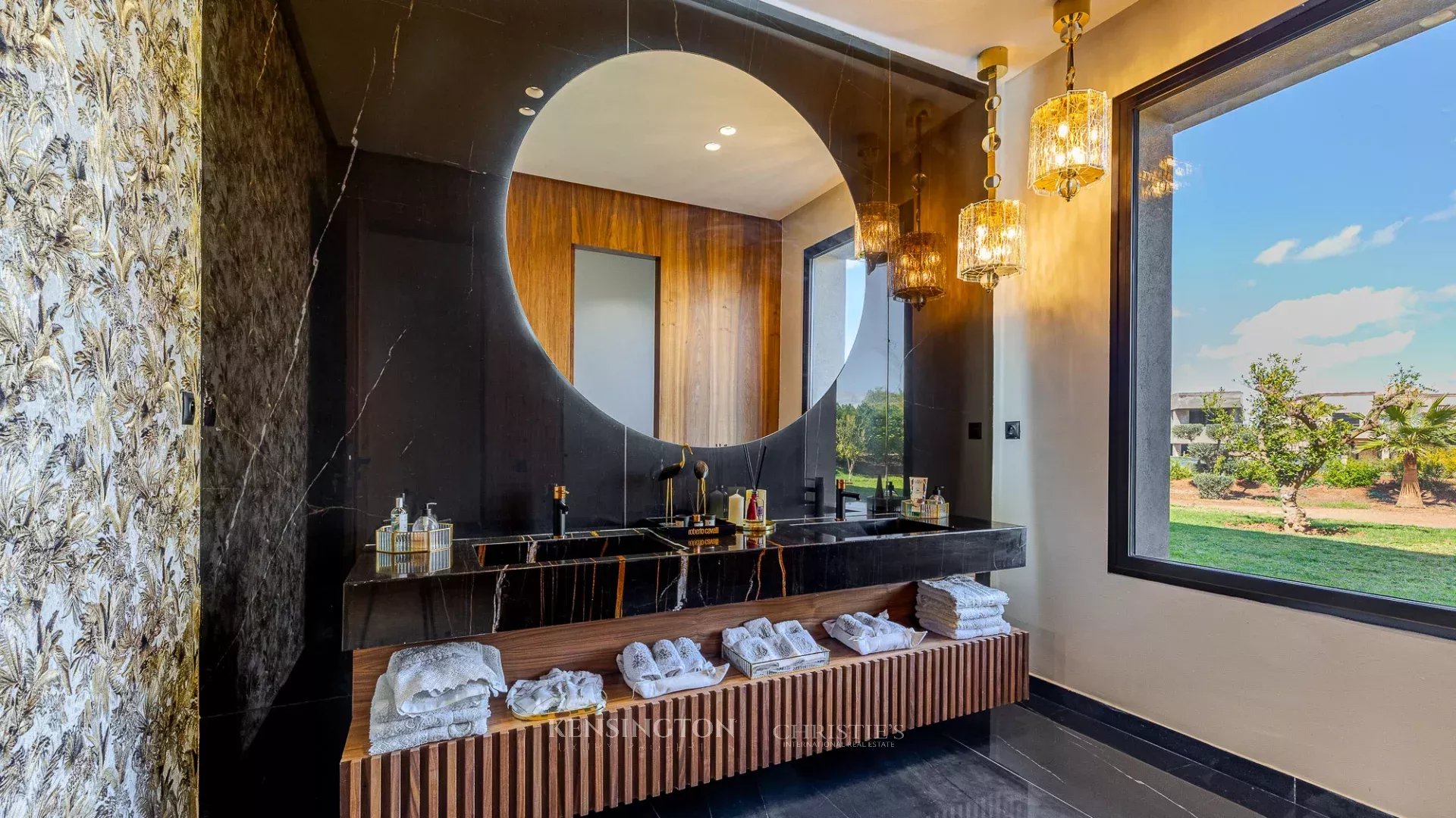 5 Bedroom Villa/Townhouse's Image 13