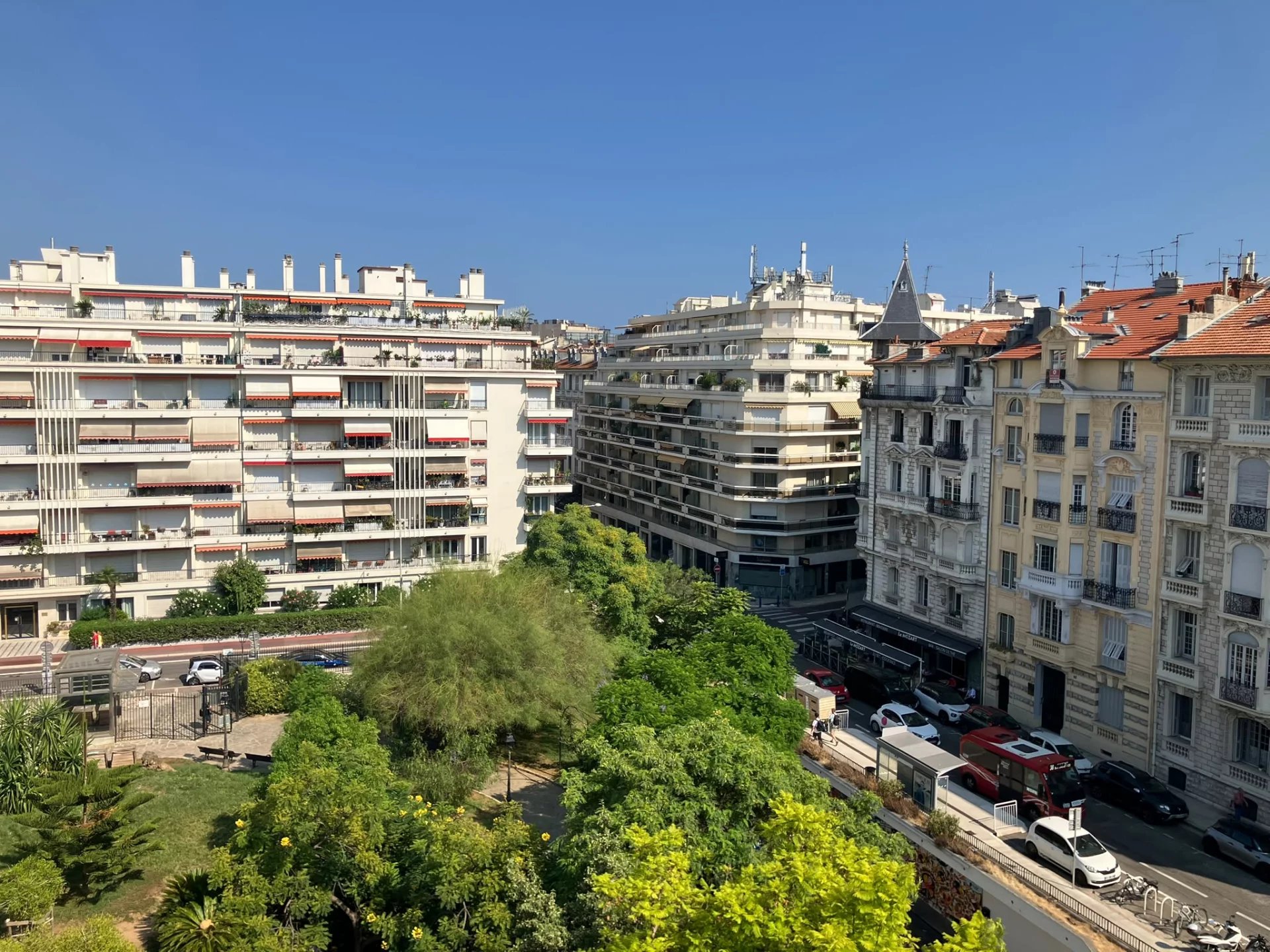 Agence immobilière de 