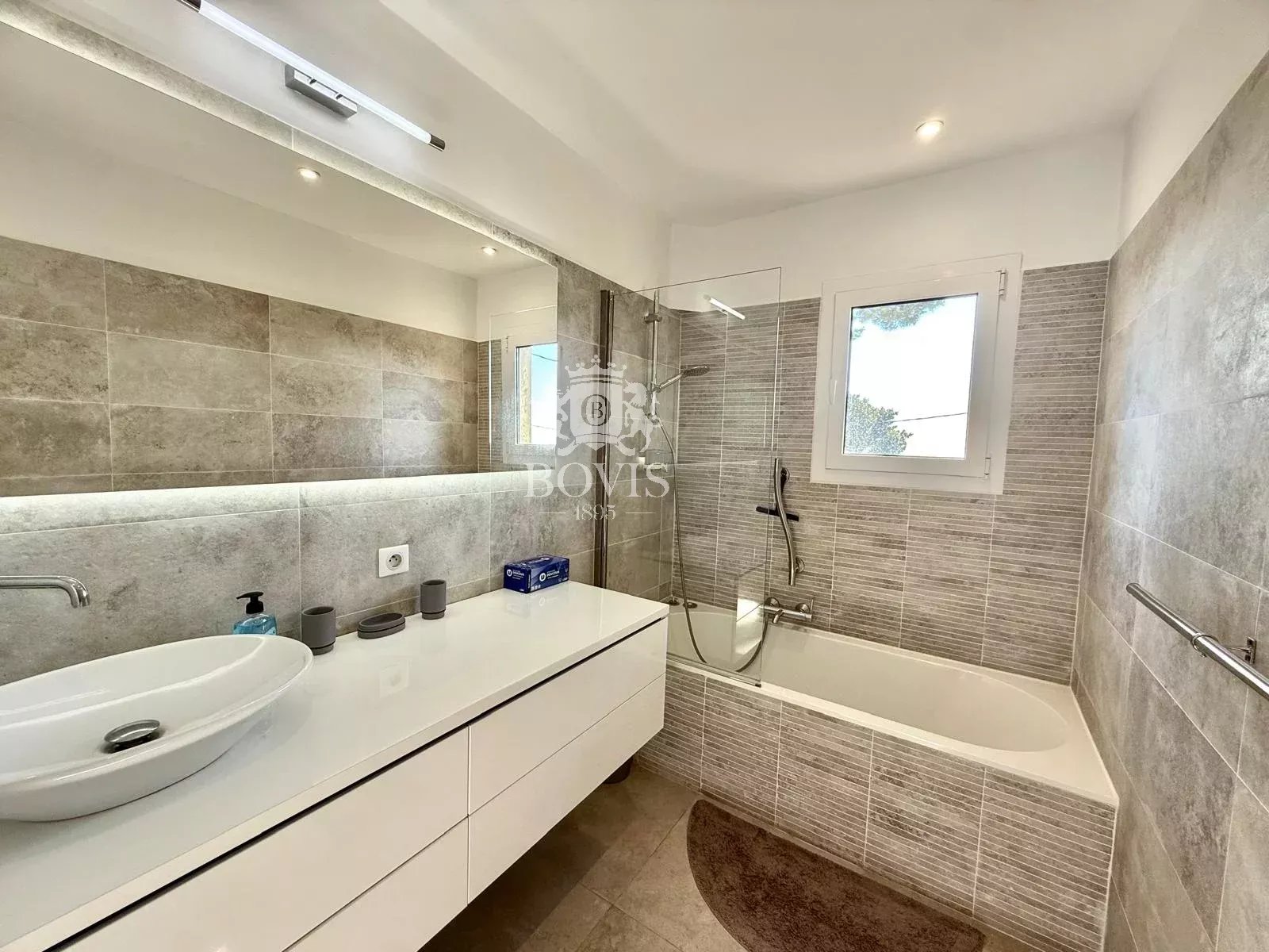 Location saisonnière Appartement - Èze Bord de Mer