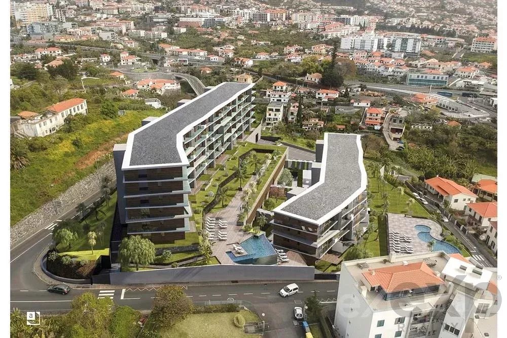 Apartamento T3 com Vista Mar - Condomínio Fechado - Piscina