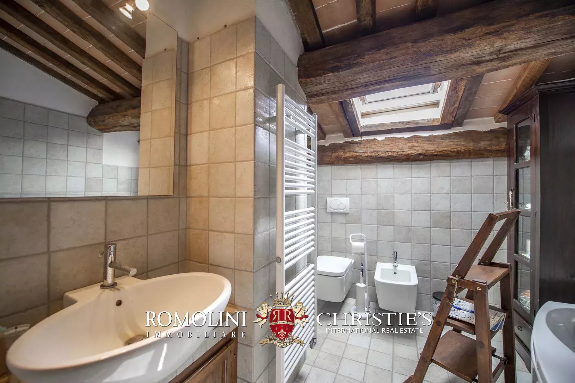 11 Bedroom Villa/Townhouse's Image 55