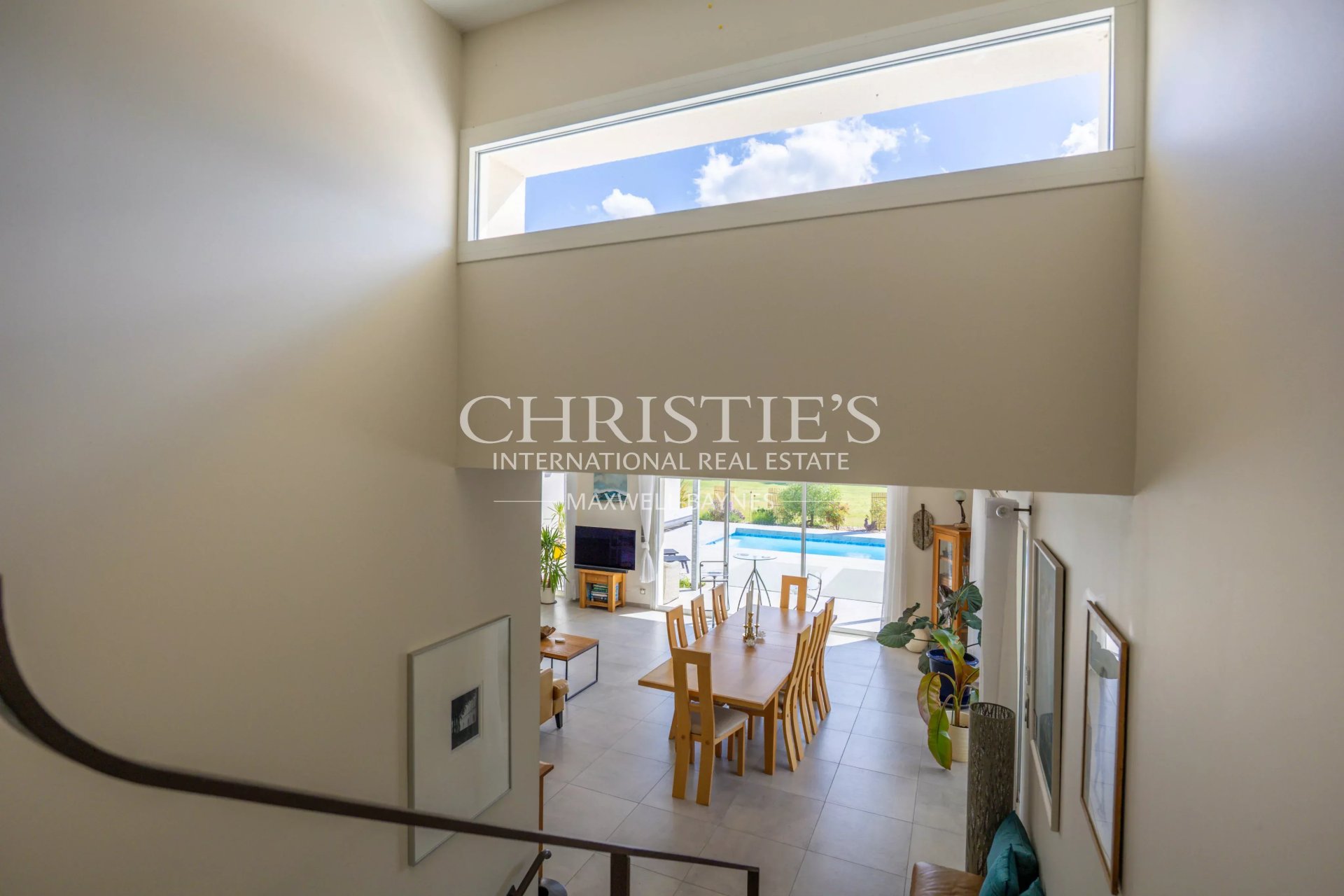 4 Bedroom Villa/Townhouse's Image 6