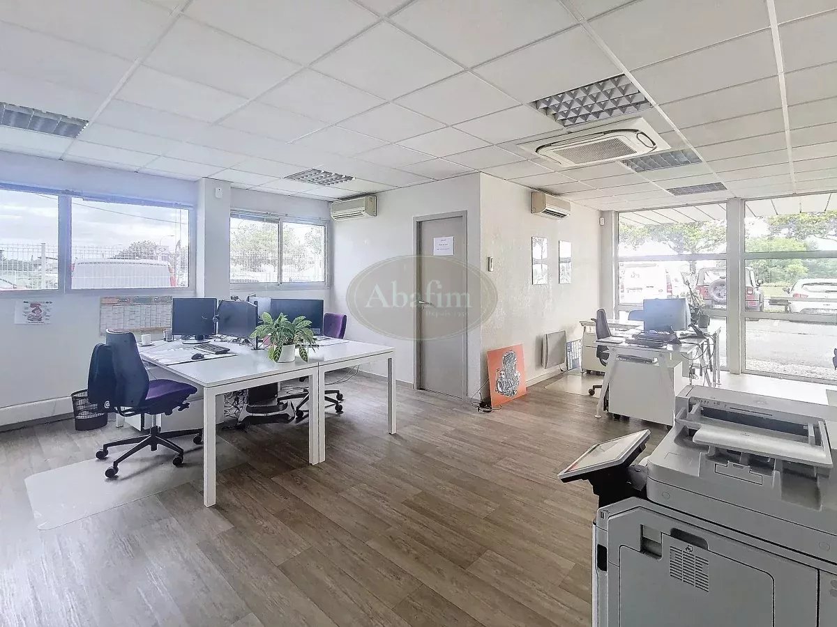 Murs commerciaux 480m² - Photo 4