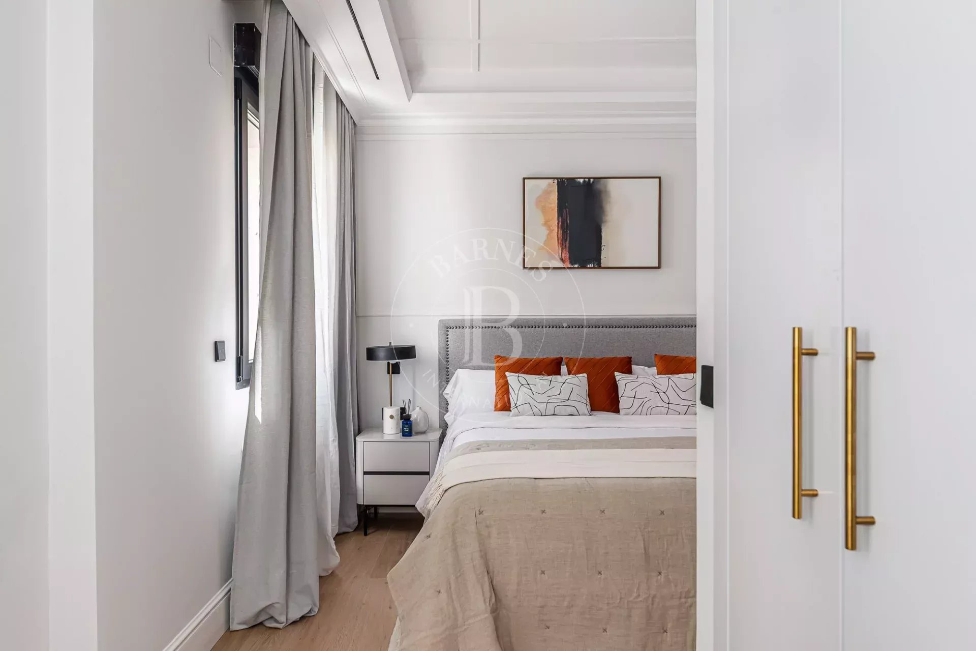 Daire Madrid - picture 13