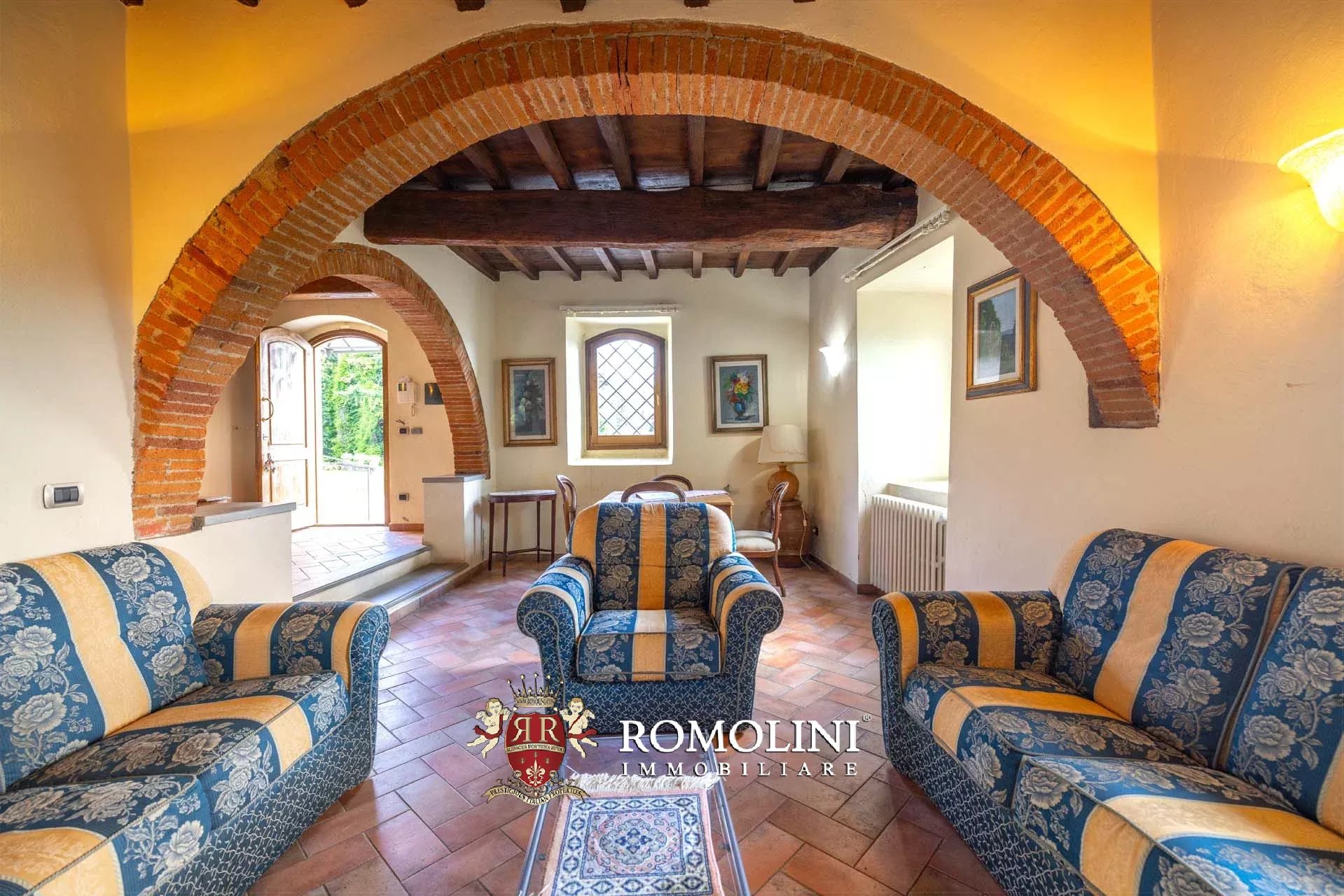 34 Bedroom Vineyard's Image 99