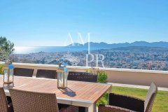 Luxury Villa Cannes | Sea View Contemporary Family Estate — photo 2 of 7