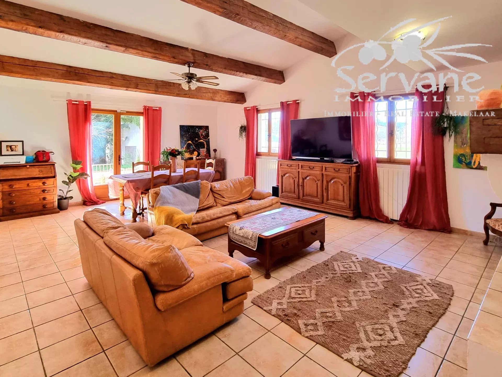 SOLE AGENCY LORGUES 3 BEDROOMS VILLA