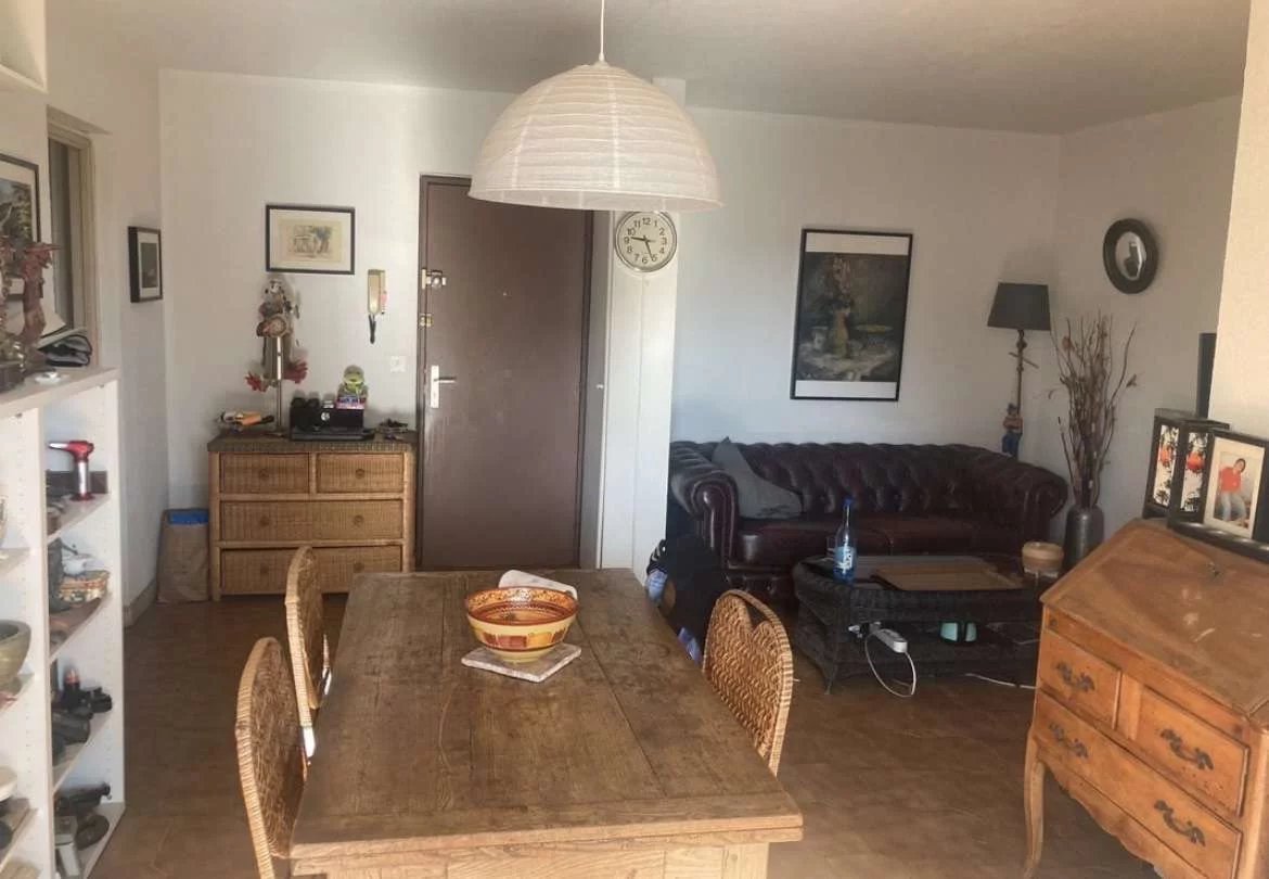 CAVALAIRE 2 BEDROOMS APPARTMENT