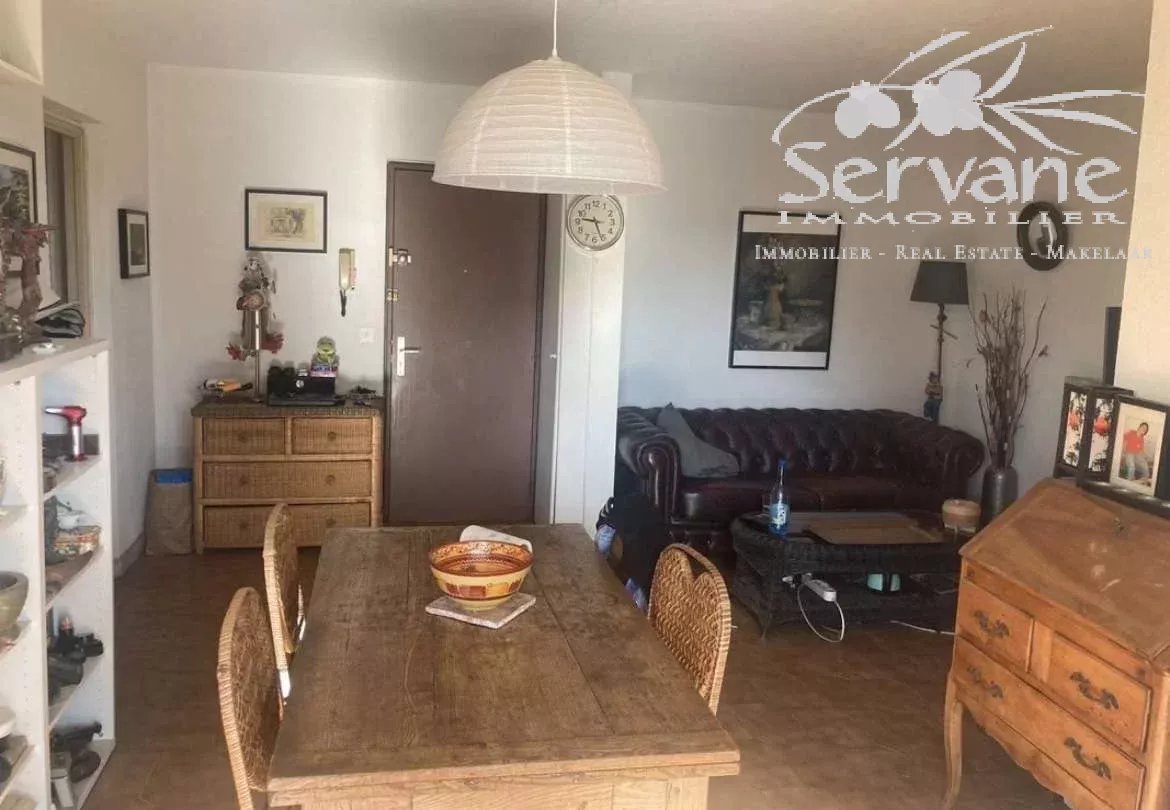 CAVALAIRE 2 BEDROOMS APPARTMENT