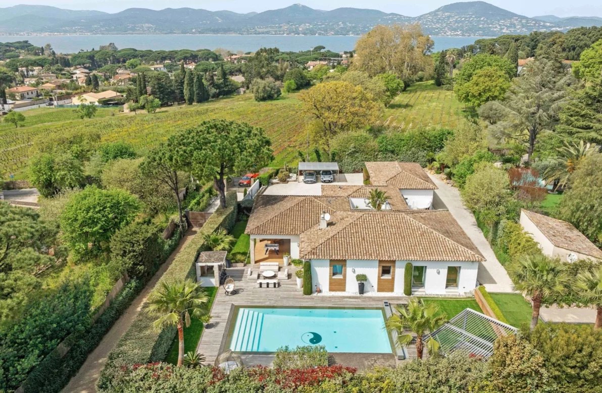 VILLA MARCISA