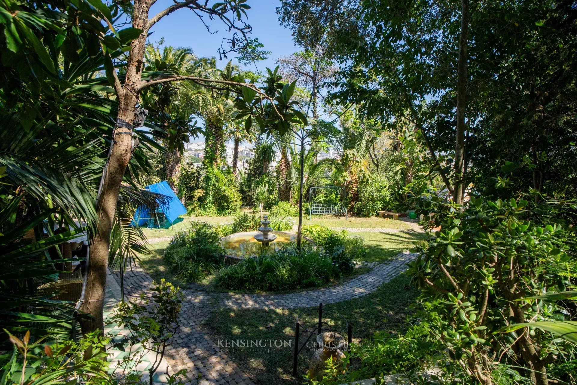 5 Bedroom Villa/Townhouse's Image 22