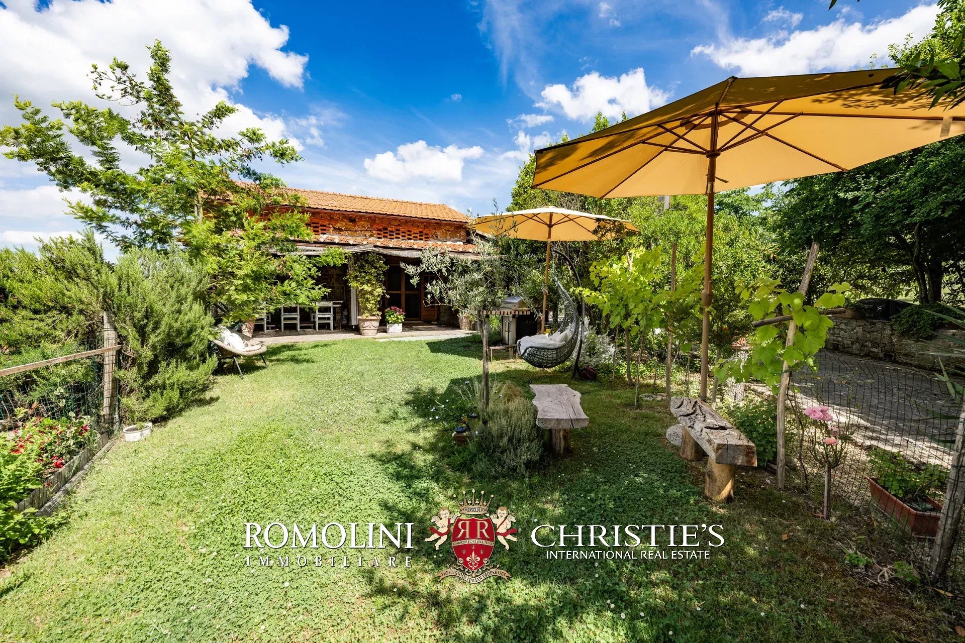 9 Bedroom Villa/Townhouse's Image 73