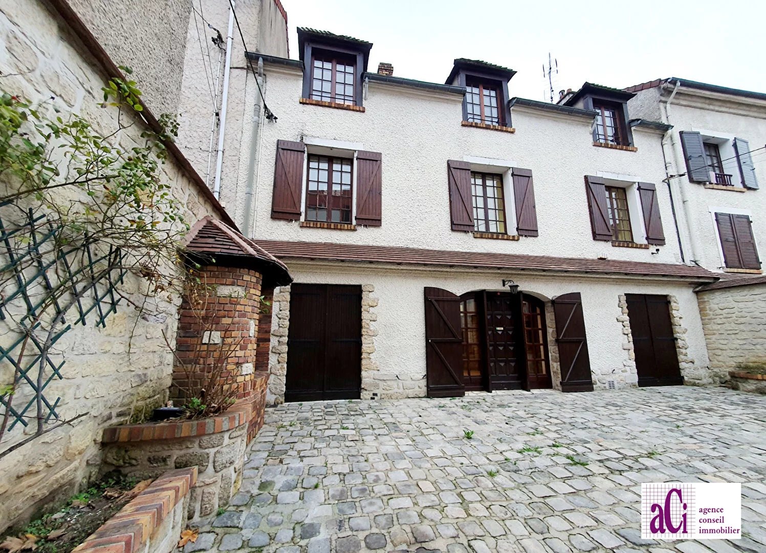 Maison L Hay Les Roses