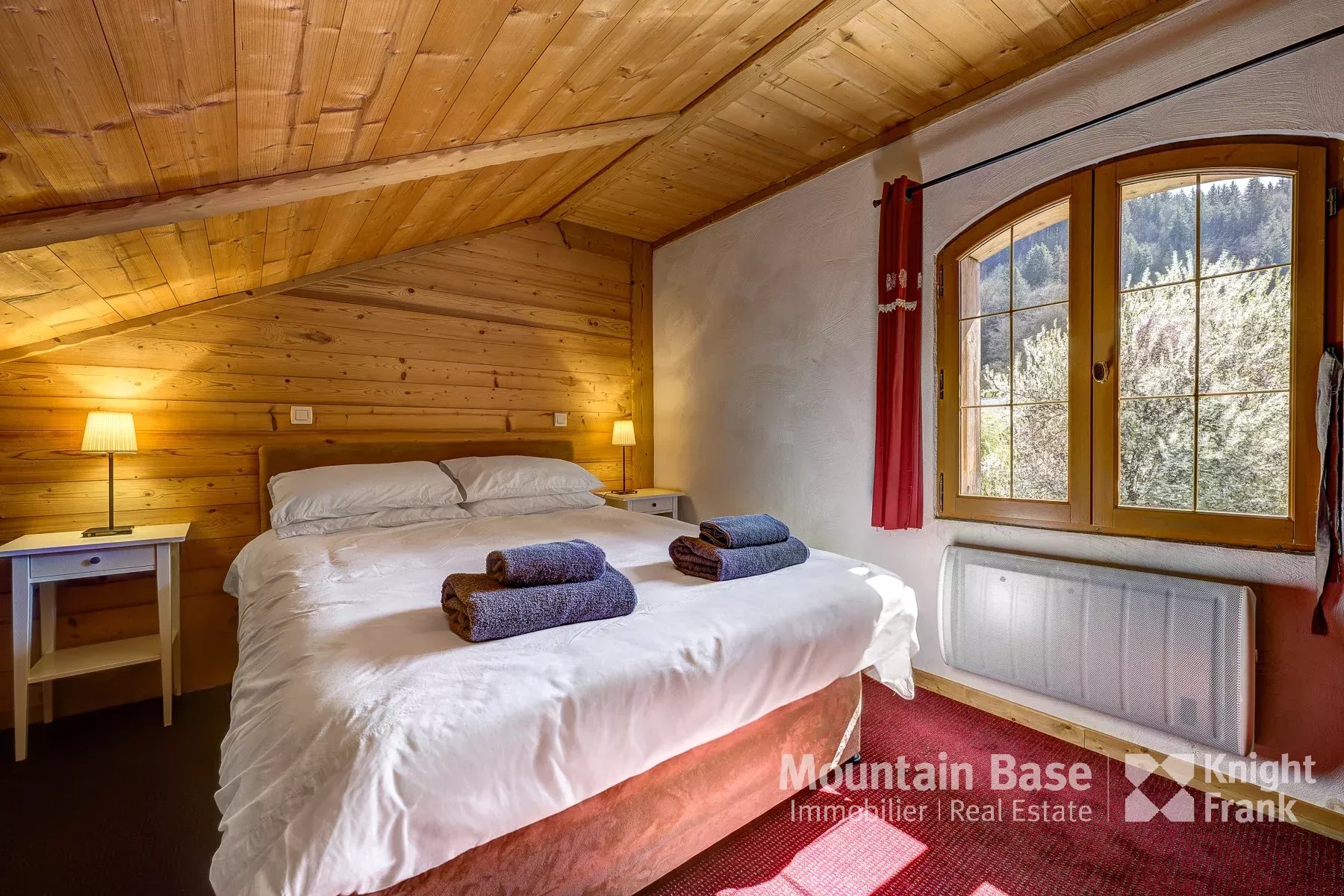 Photo of Renovated 6-Bedroom Farmhouse with Separate Apartment and Garden