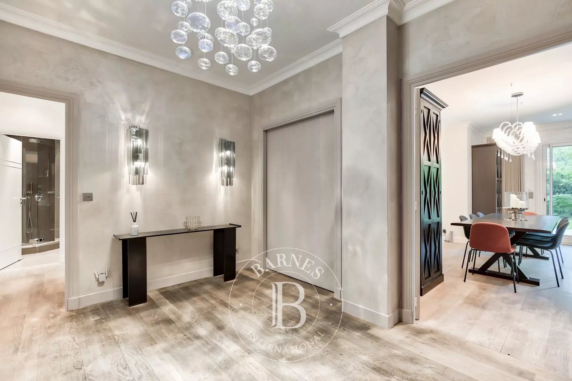 Neuilly-sur-Seine  - Apartment 3 Bedrooms - picture 4