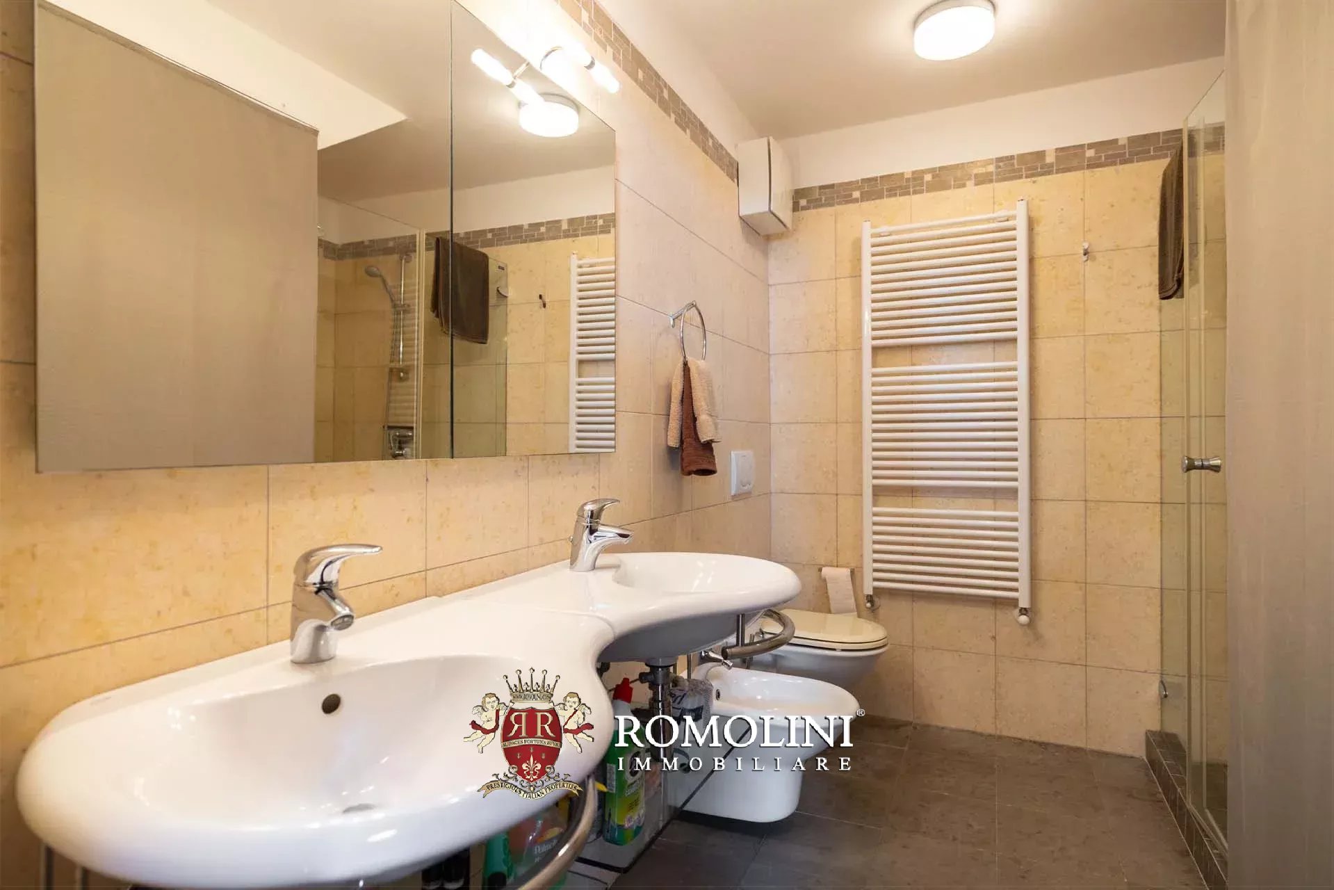 37 Bedroom Villa/Townhouse's Image 74