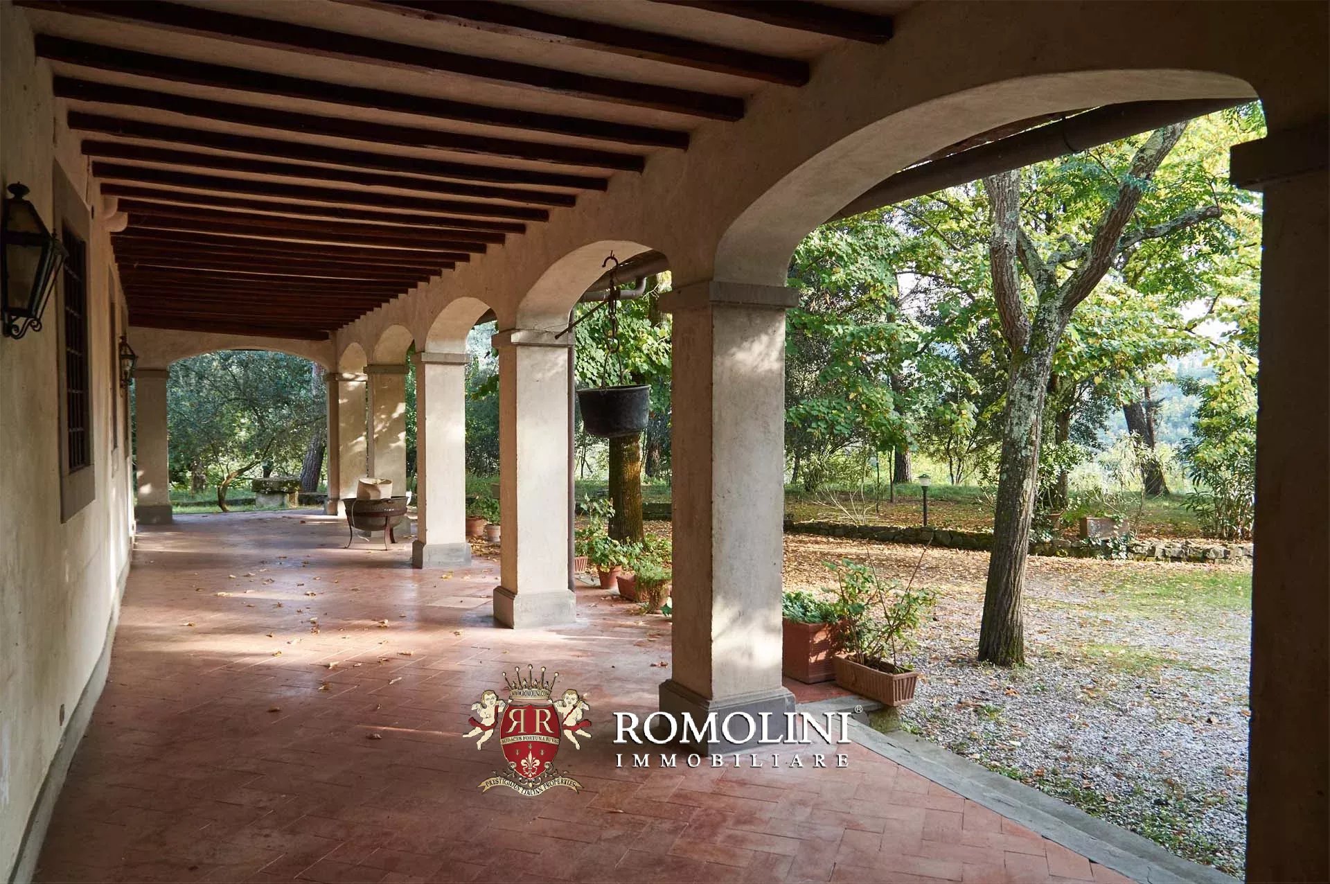 7 Bedroom Villa/Townhouse's Image 21