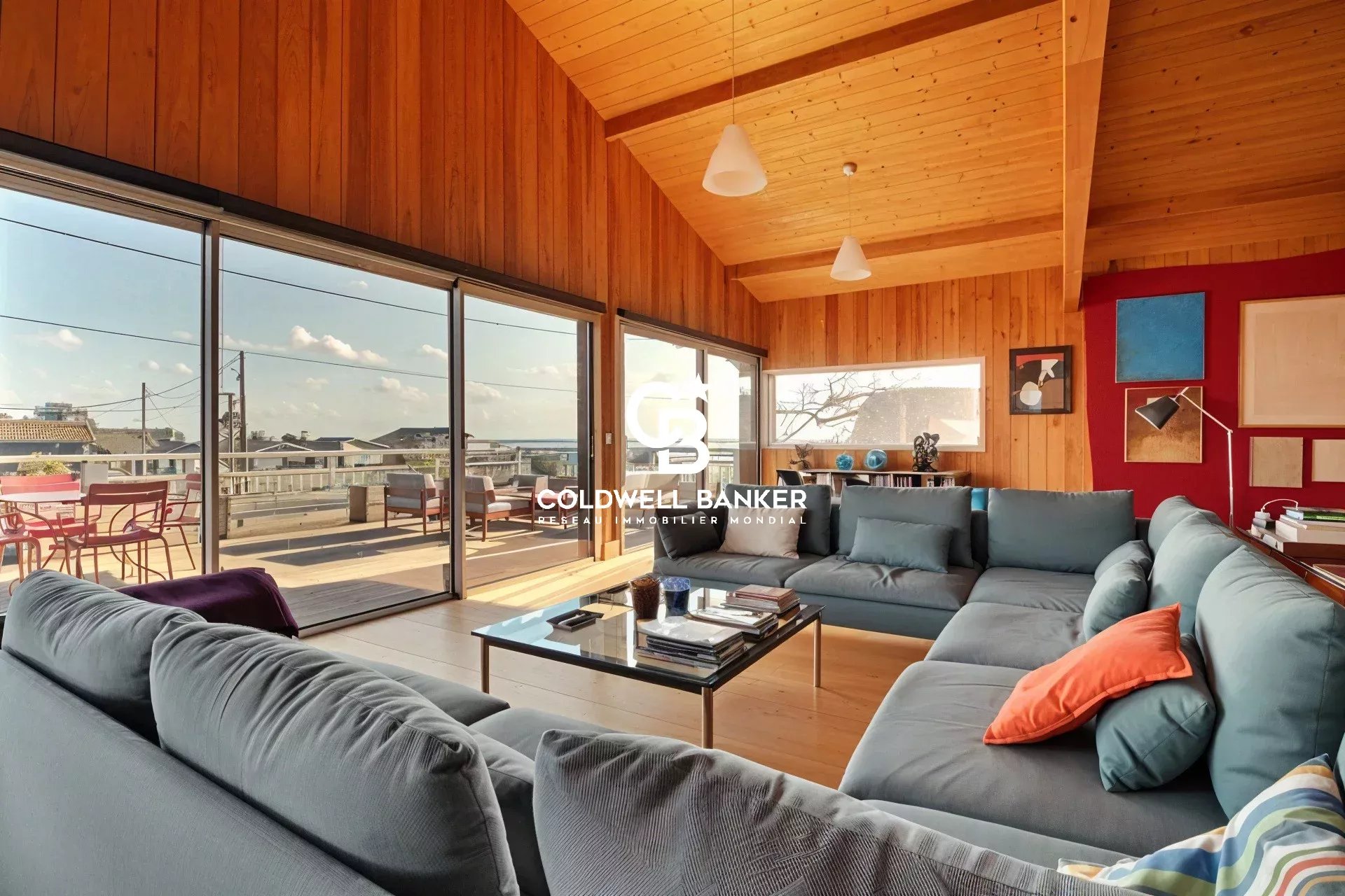 Agence immobilière de Silver Coast Int. Realty