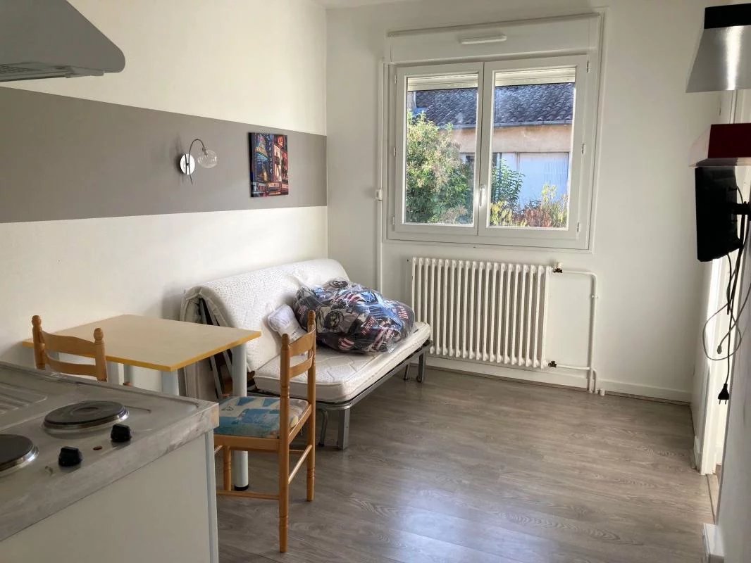 STUDIO MEUBLÉ / Rue Rolph Hammel