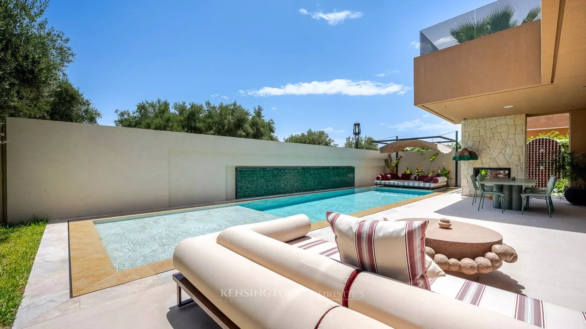 5 Bedroom Villa/Townhouse's Image 6