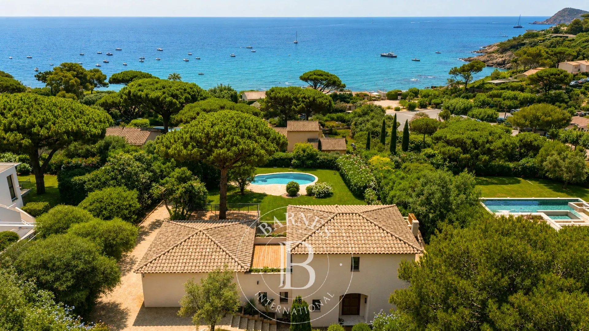 Villa Ramatuelle  -  ref 87198368 (picture 1)