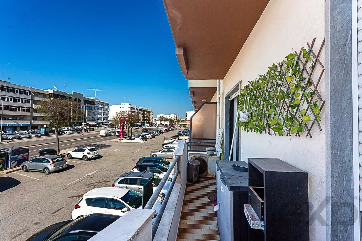 2 Bedroom Apartment in Olhão with Balcony and Covered Terrace | Prime Location 86879591 image 28