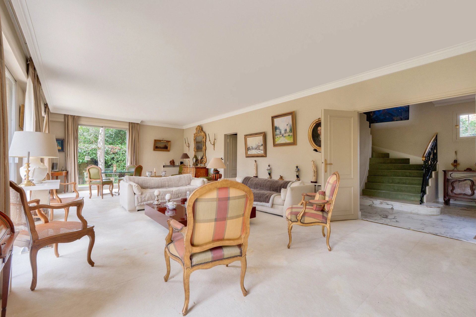 4 Bedroom Villa/Townhouse's Image 4