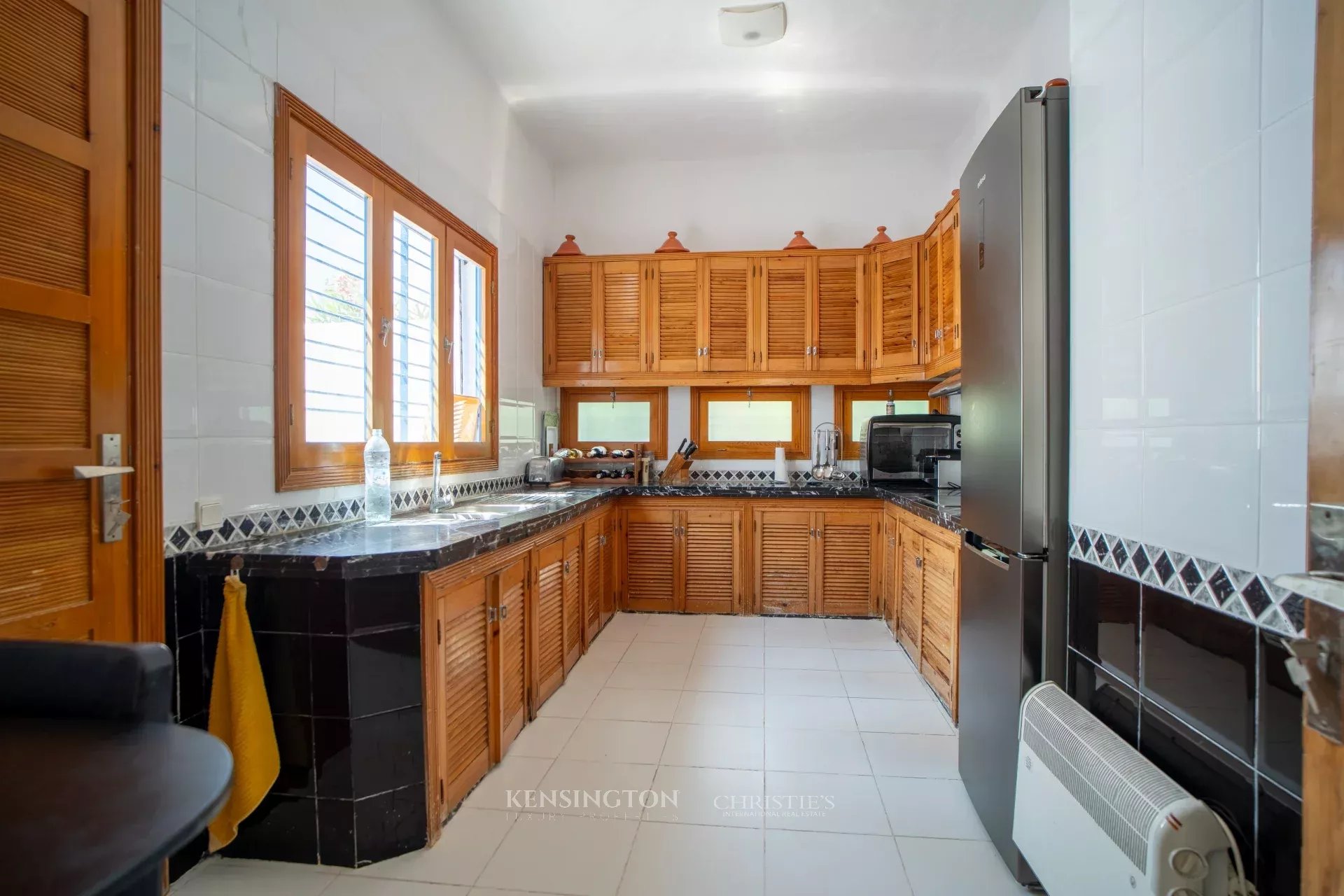4 Bedroom Villa/Townhouse's Image 9
