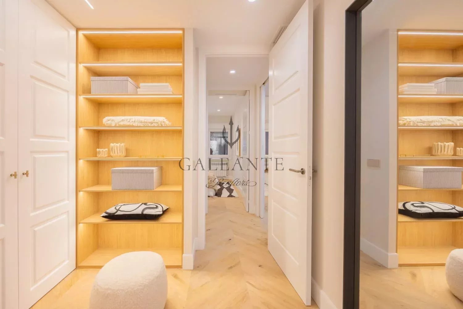 Light-filled Residence with Terrasse in Ayala - Image 7