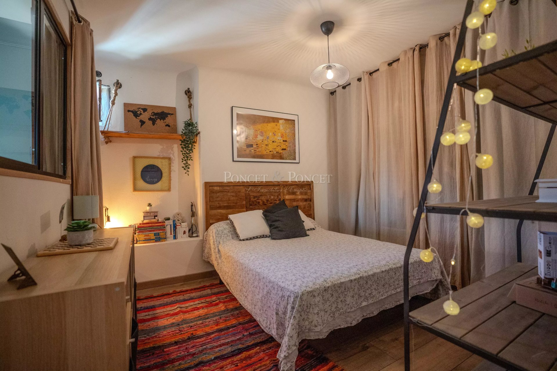 5 Bedroom Villa/Townhouse's Image 12