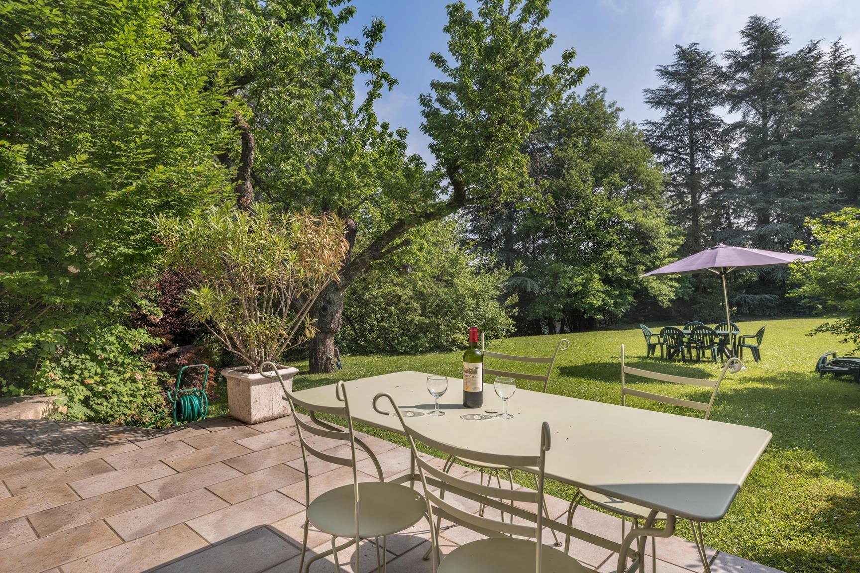 En rez de jardin dans un Château du XVIe