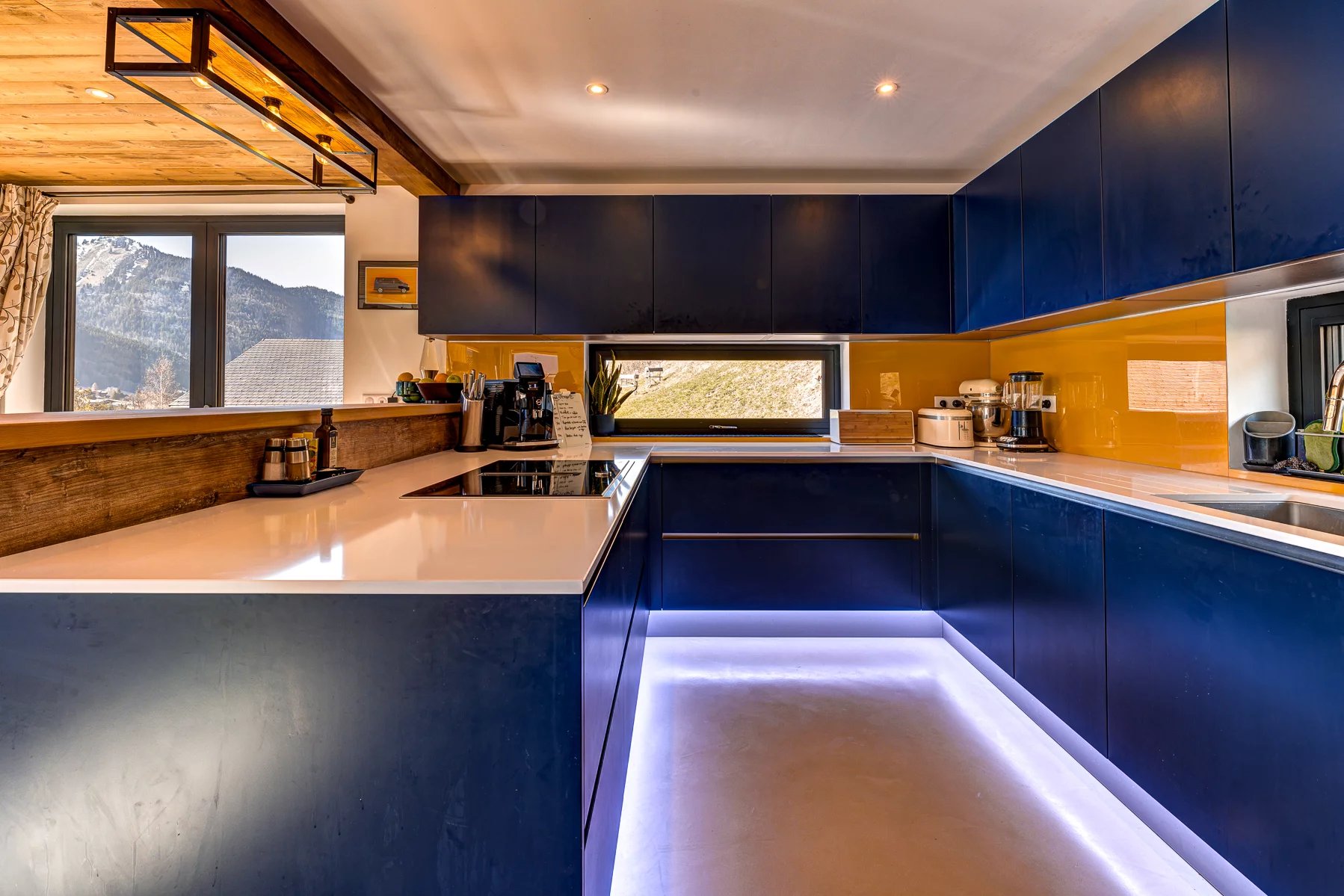 Photo of MORZINE - Modern 6 bedroom chalet in Montriond