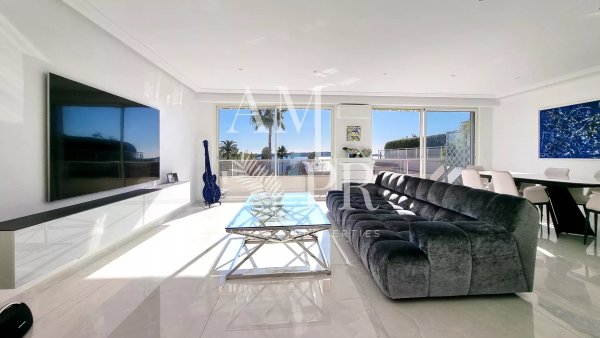 EXCLUSIVE - CANNES BASSE CALIFORNIE - CHARMING 3-ROOM APARTMENT - PANORAMIC SEA VIEW - TOP FLOOR — photo 4