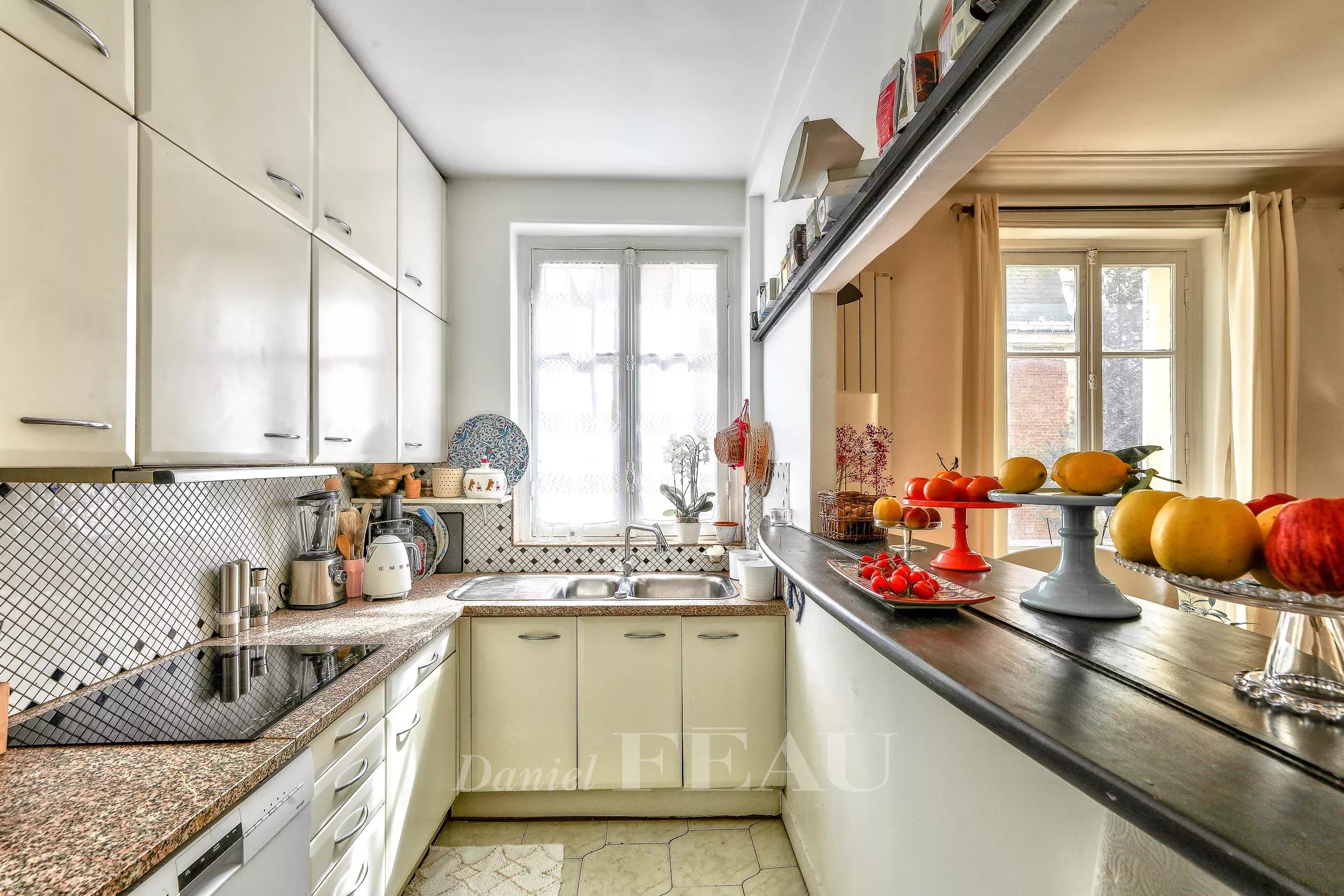 Sale Apartment Paris 14th