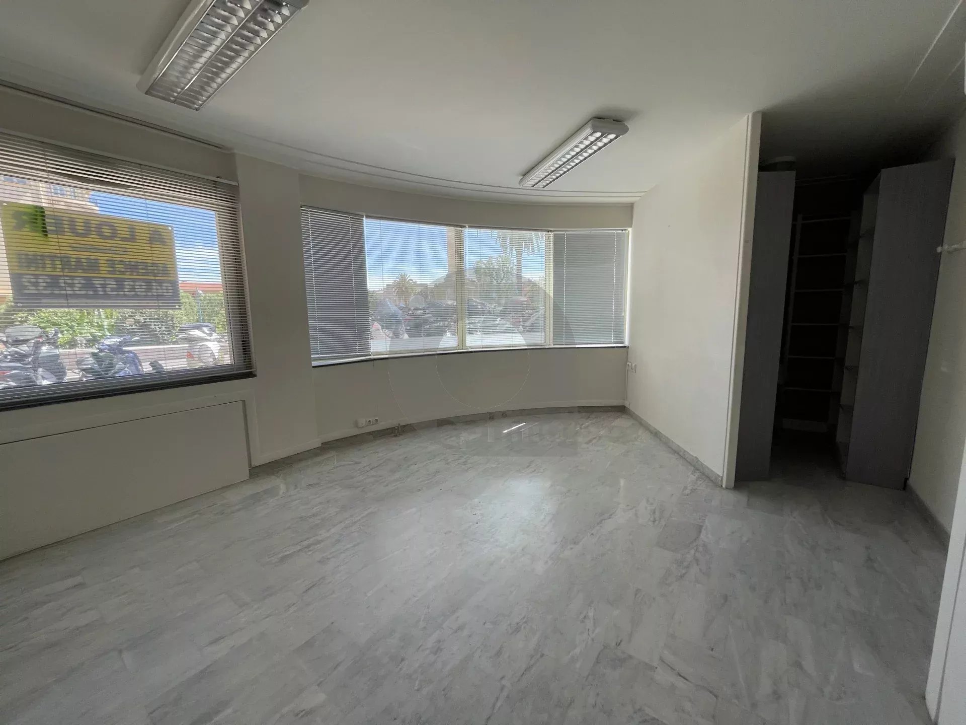 Affitto Locale Mentone Centre