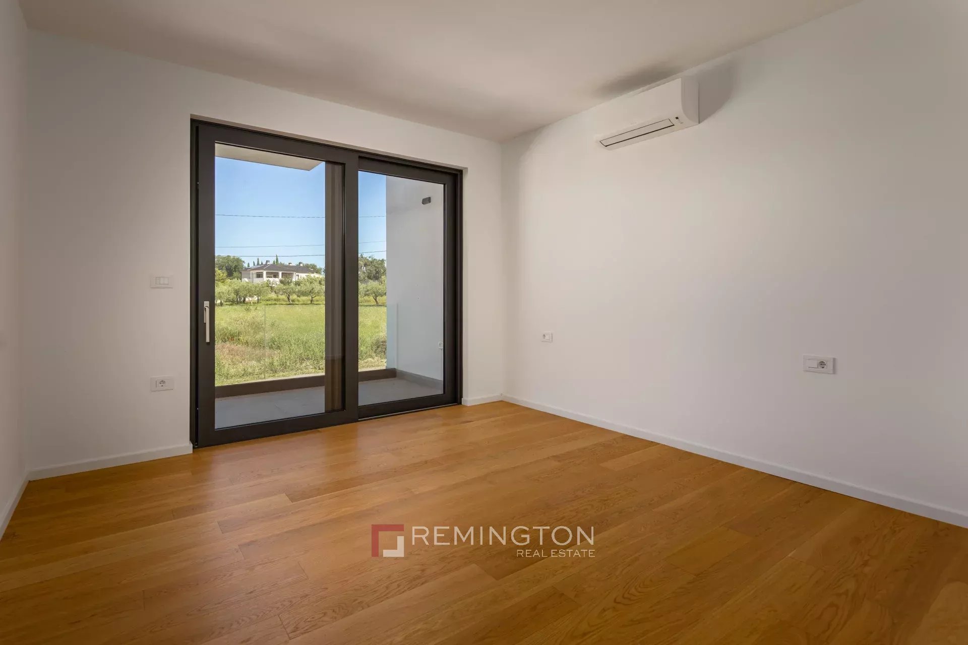 Villa/Townhouse's Image 7