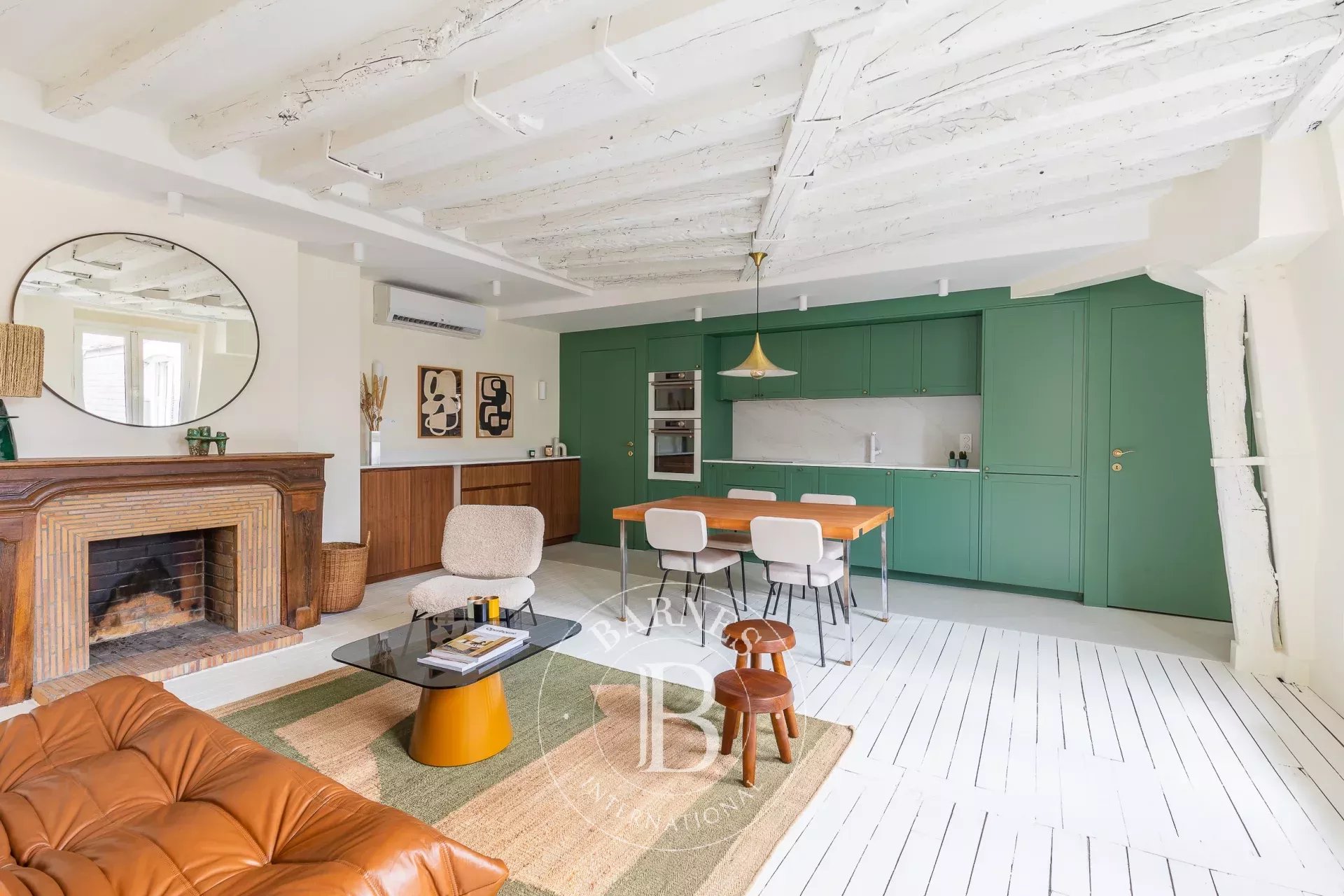 Daire Paris 3ème - picture 5