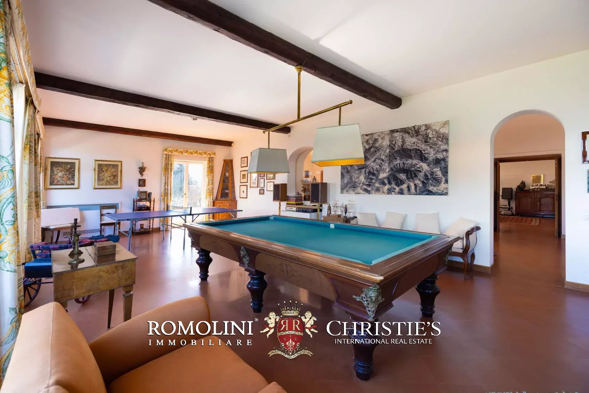 30 Bedroom Villa/Townhouse's Image 17