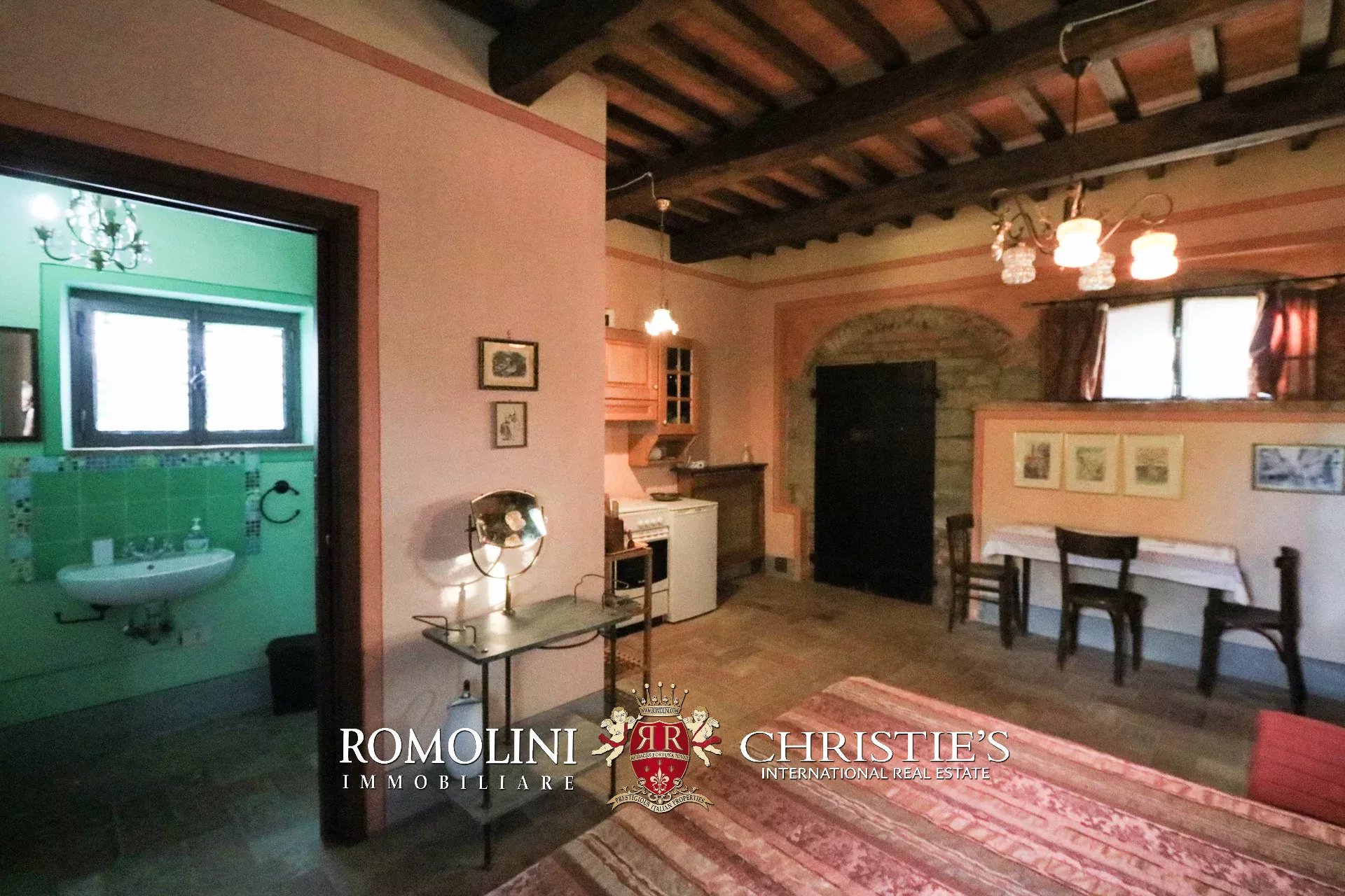 6 Bedroom Villa/Townhouse's Image 78