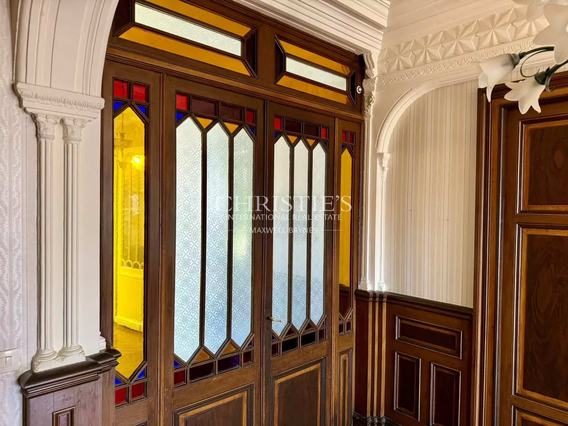 6 Bedroom Villa/Townhouse's Image 24