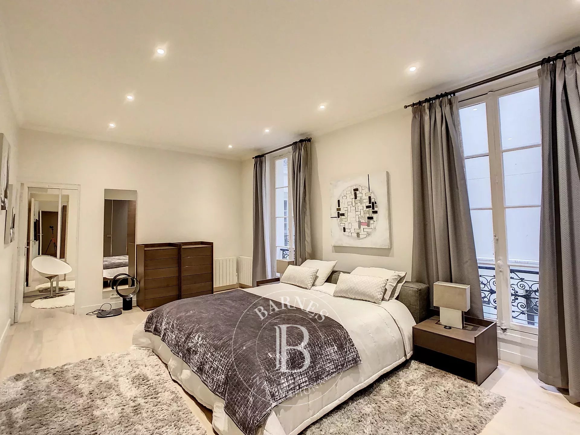 Daire Paris 8ème - picture 6