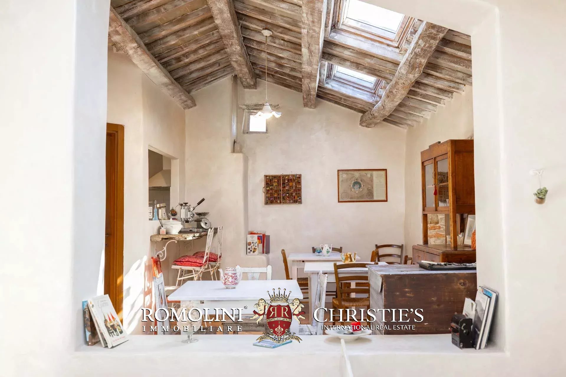 10 Bedroom Chateau's Image 71